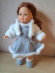 Robe, boléro et bottillons assortis